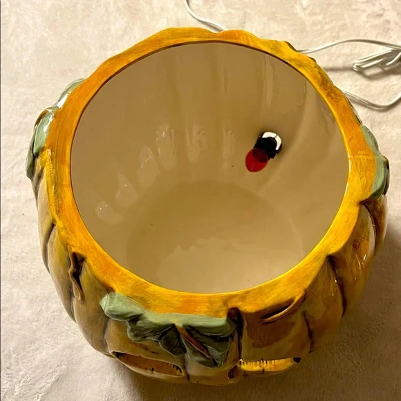 Vintage Halloween 🎃 Ceramic Pumpkin Lantern - Yellow and Green. NWOT